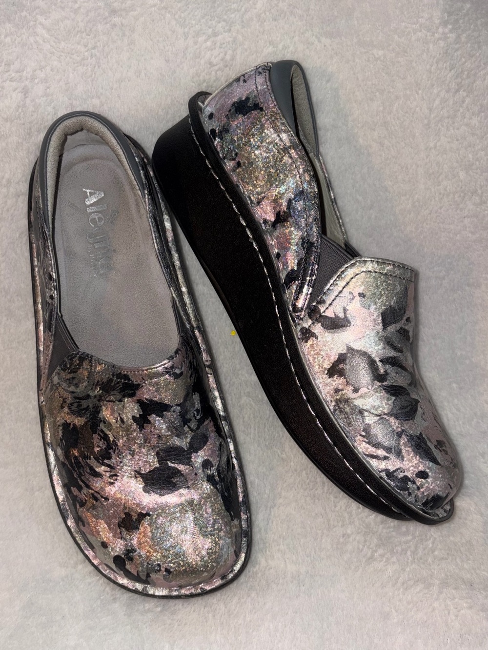 ALEGRIA Debra Mix n Mingle clogs sz 8
